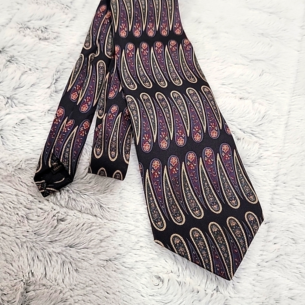 ✨️ Bill Blass 💯% Silk